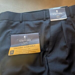 Stafford Men's Charcoal Dress Pants
